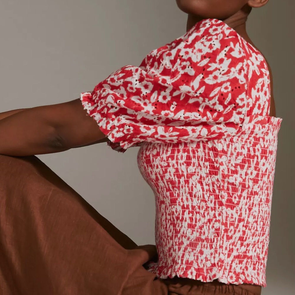 Anthropologie Red White Floral Smocked Eyelet Puffy Sleeves Medium M - Picture 3 of 4